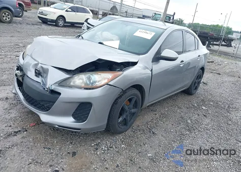 2013 Mazda Mazda3 I Sport из США, поврежденный, VIN JM1BL1U75D1743637